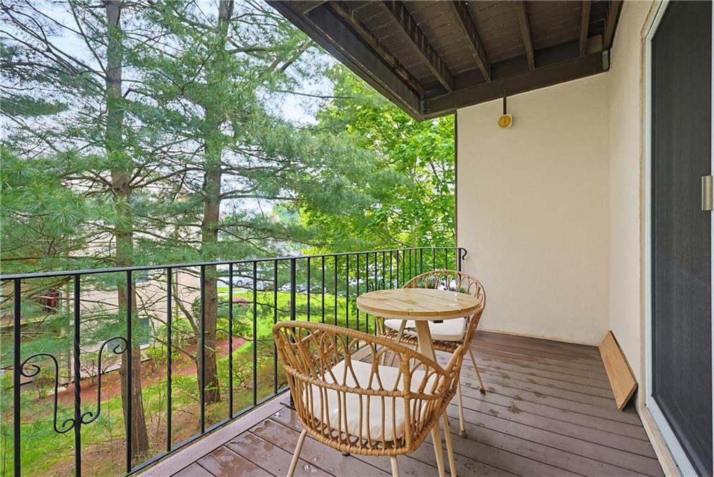 185 Manville Hill Road Unit 106 Property Photo 19