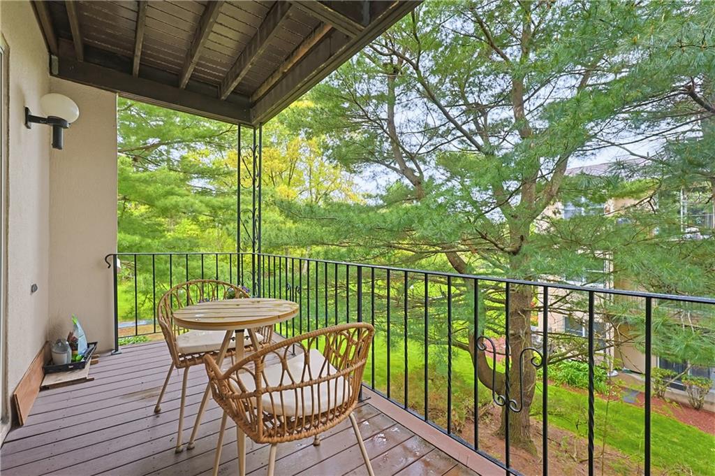 185 Manville Hill Road Unit 106 Property Photo 20