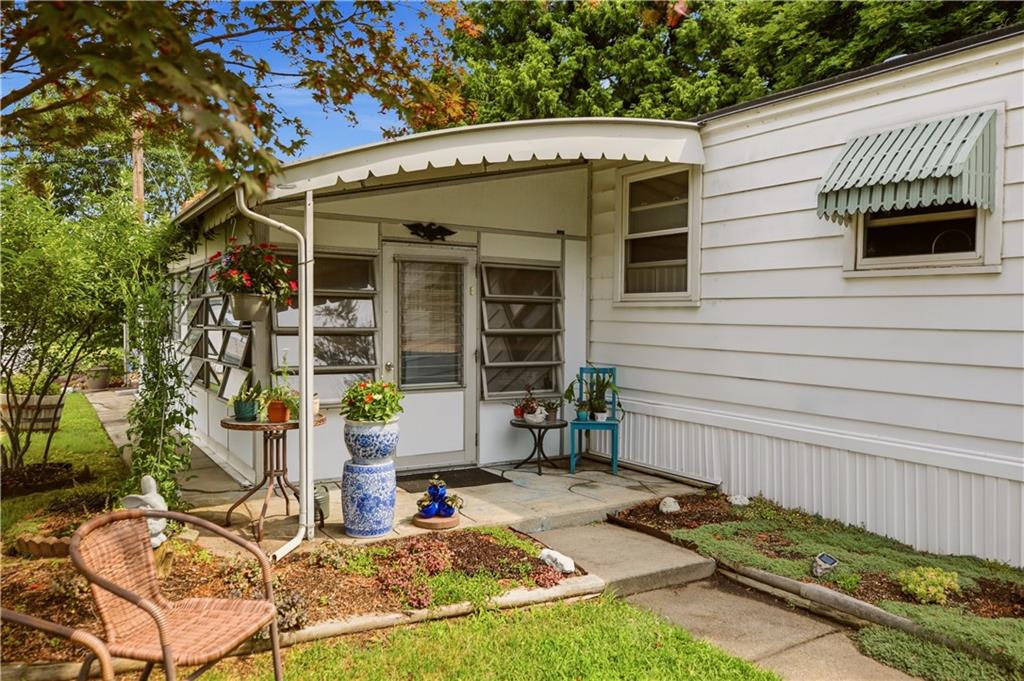 24 North Drive Property Photo 1