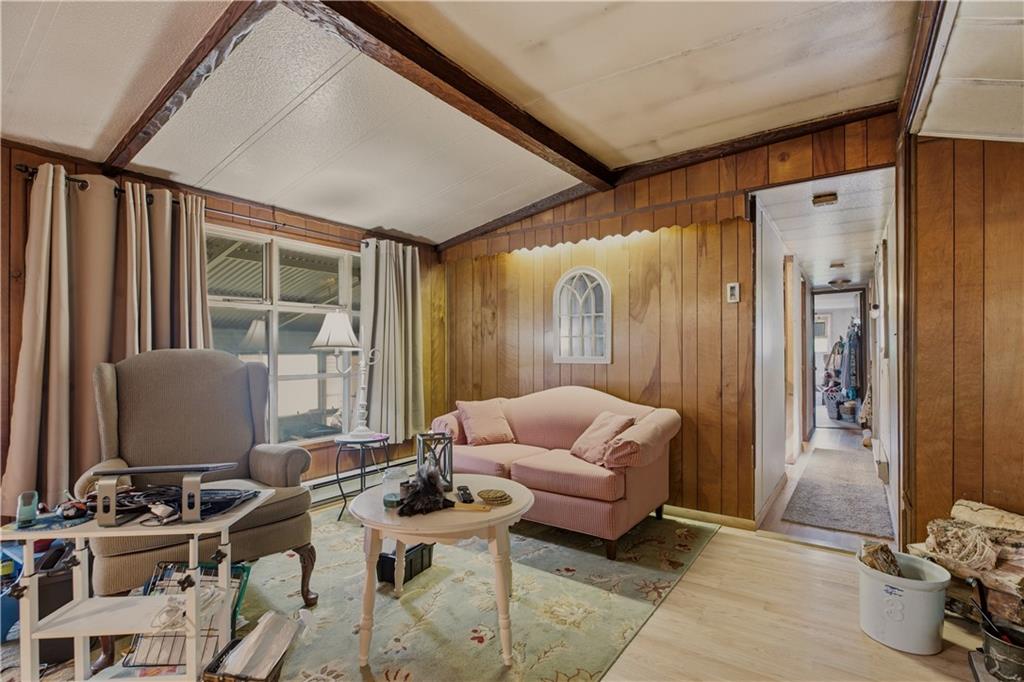 24 North Drive Property Photo 8