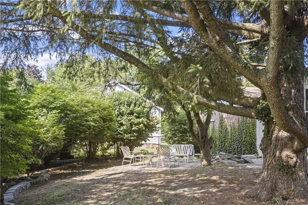 90 Hilltop Road Property Photo 24