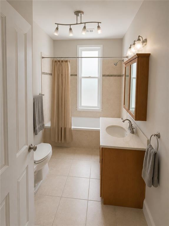 107 Ring Street Unit 2 Property Photo 3