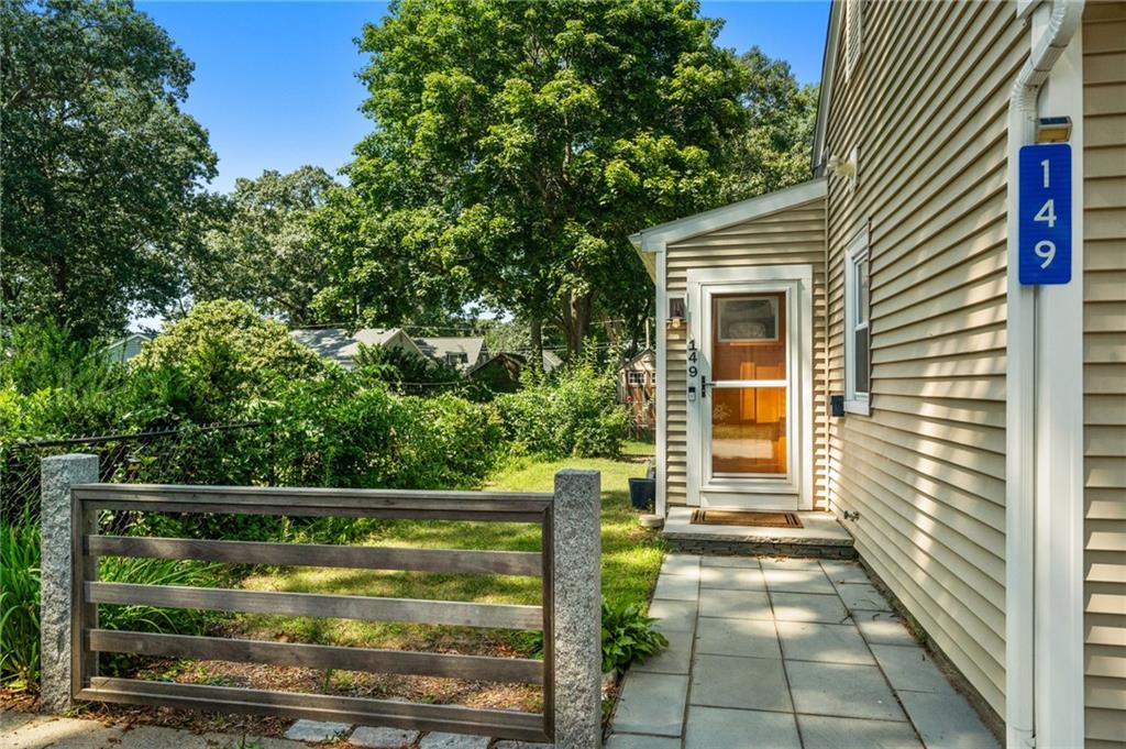 147 149 Riverside Drive Property Photo 32