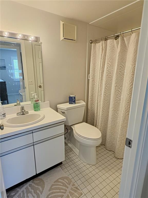 650 East Greenwich Avenue Unit 7-109 Property Photo 13