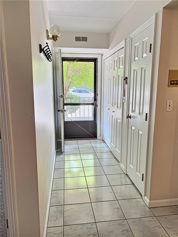 650 East Greenwich Avenue Unit 7-109 Property Photo 14
