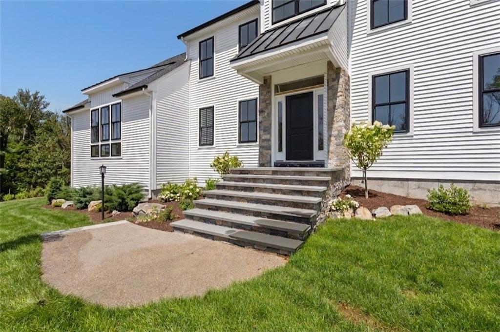 15 Tuscan Court Property Photo 4