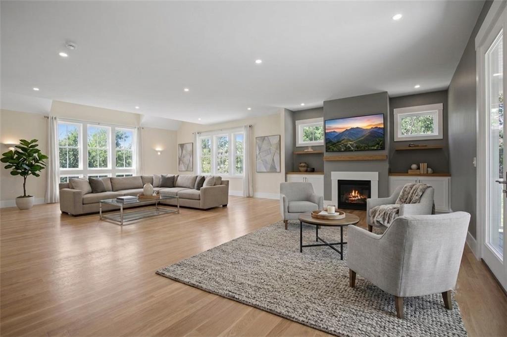 15 Tuscan Court Property Photo 16