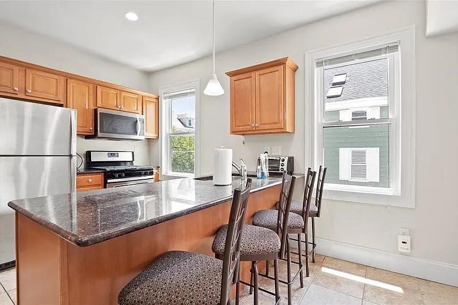 20 Governor Street UNIT 2 Property Photo 1