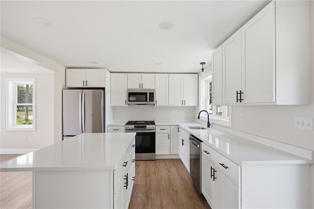 533 Scituate Avenue Property Photo 8
