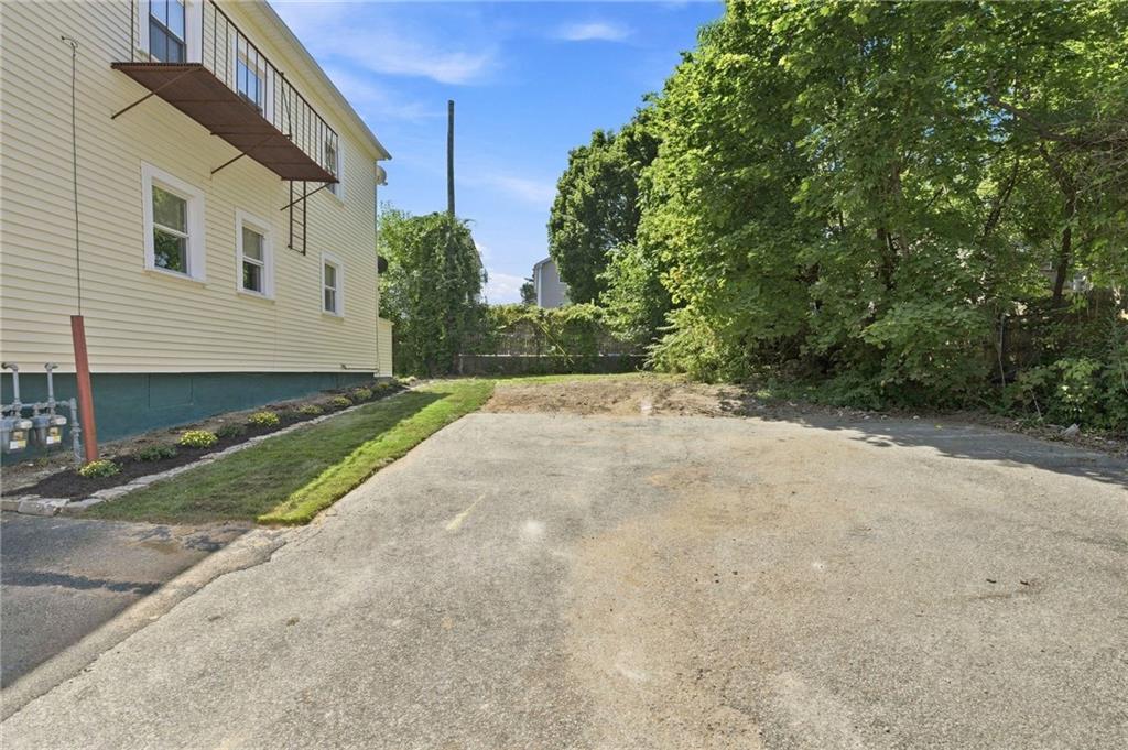 72 Veazie Street Property Photo 5