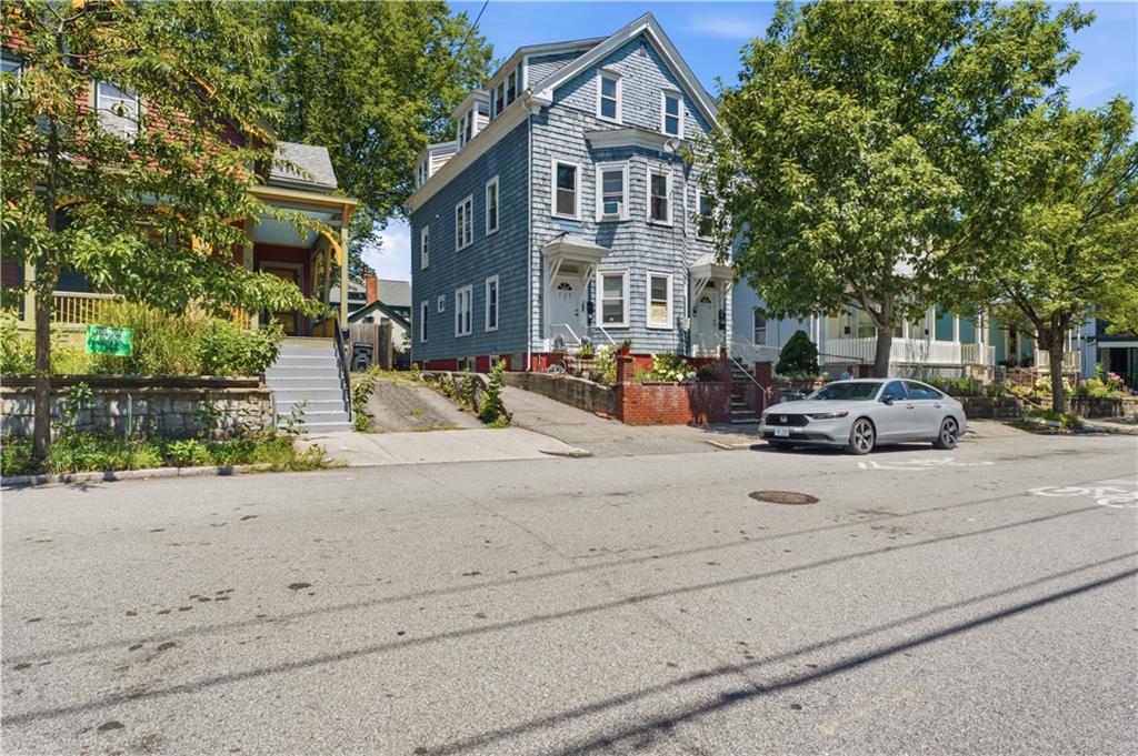 133 135 Ontario Street Property Photo 1
