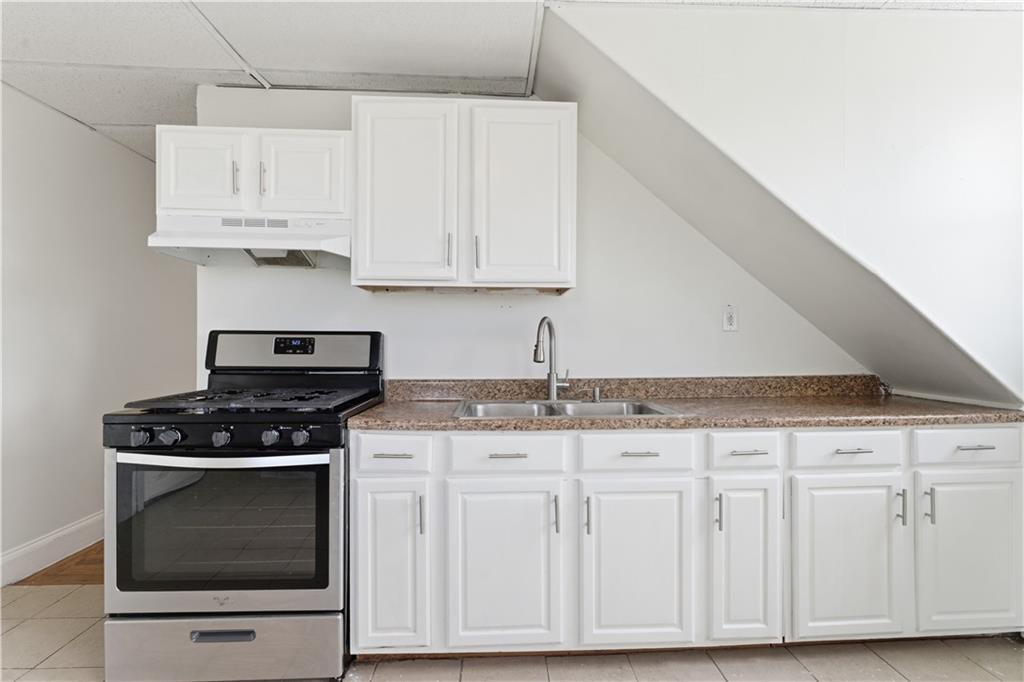 133 135 Ontario Street Property Photo 5