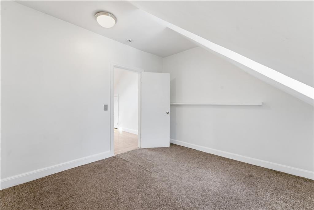 133 135 Ontario Street Property Photo 17