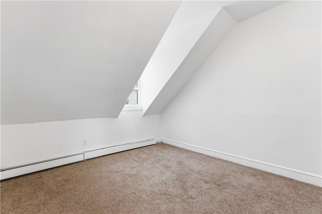 133 135 Ontario Street Property Photo 18