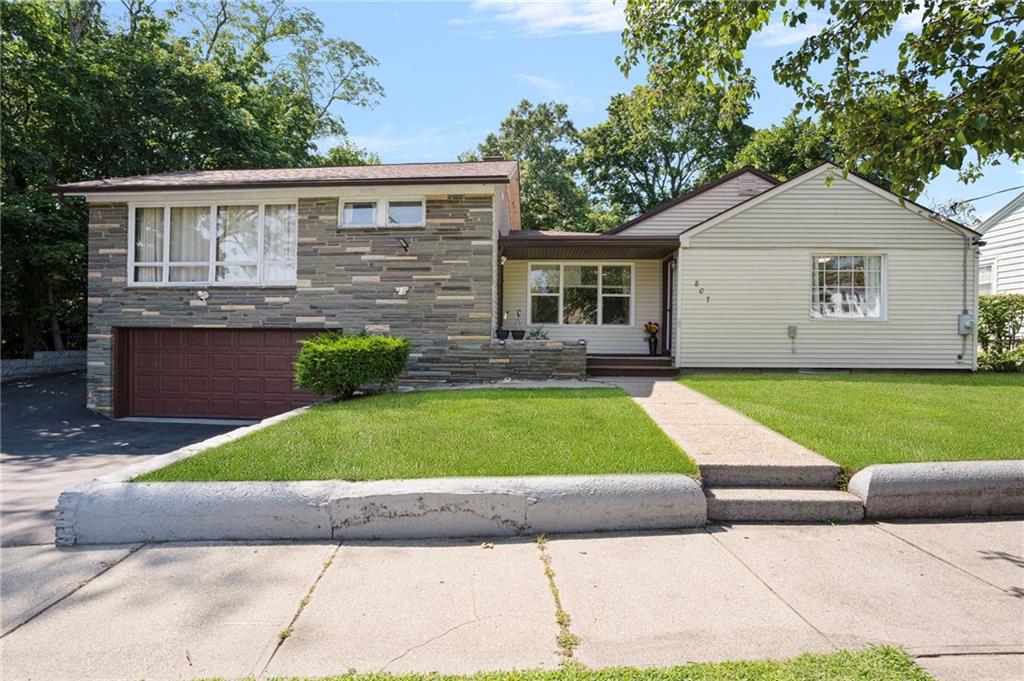 807 Pontiac Avenue Property Photo 1