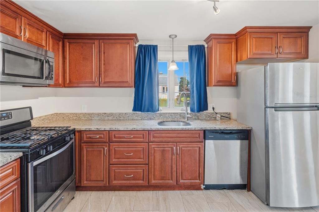 43 Ferrier Drive Property Photo 8