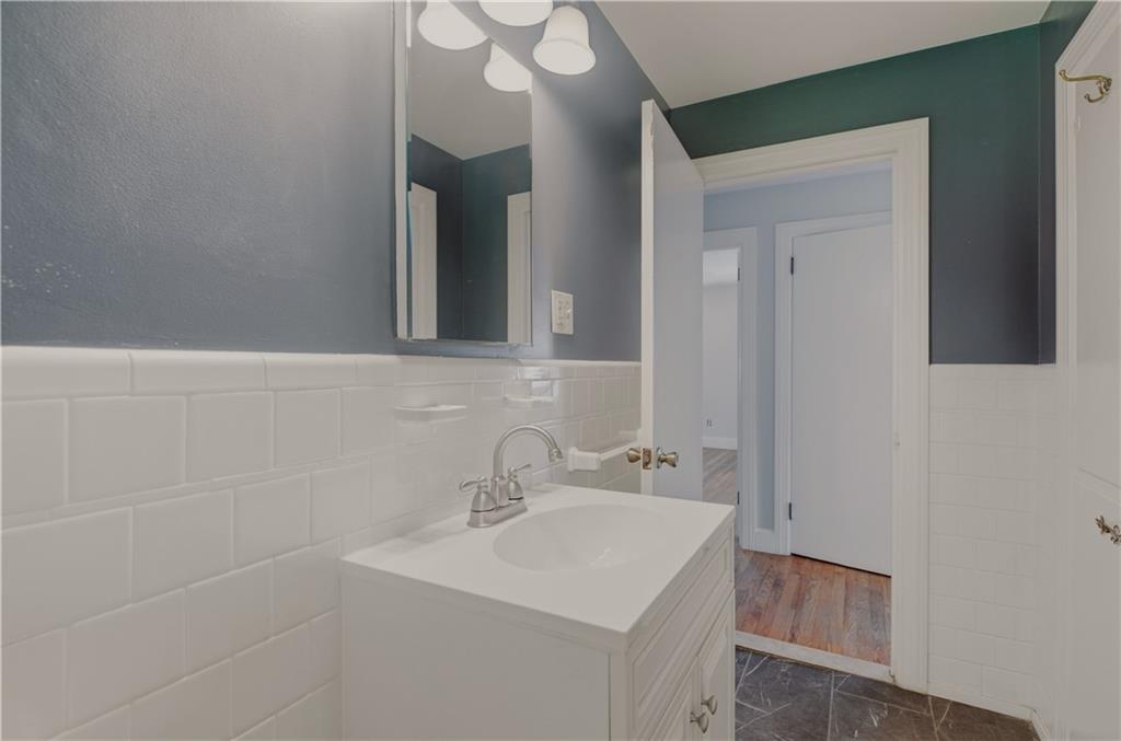 26 West Lawn Avenue Property Photo 17