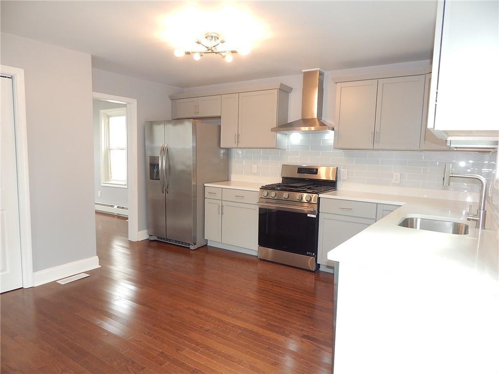 52 Hillwood Street Property Photo 2