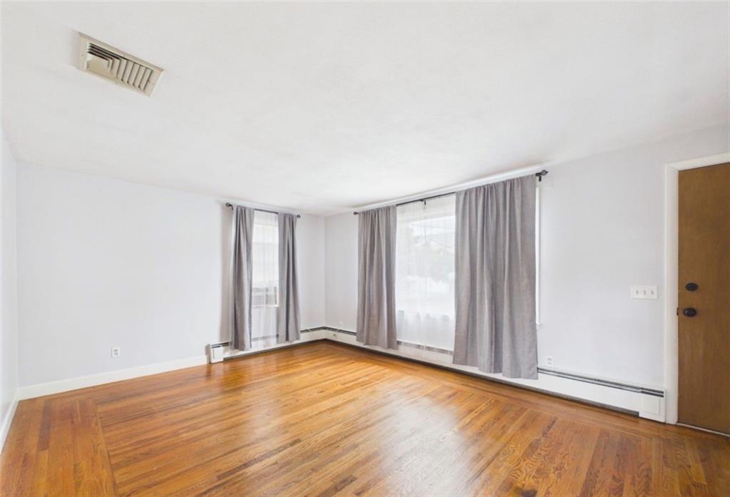 89 Sharon Street Property Photo 13