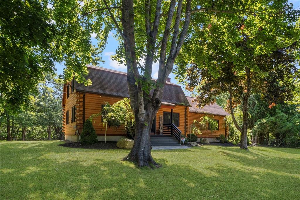 572 Green Hill Beach Road Property Photo 3
