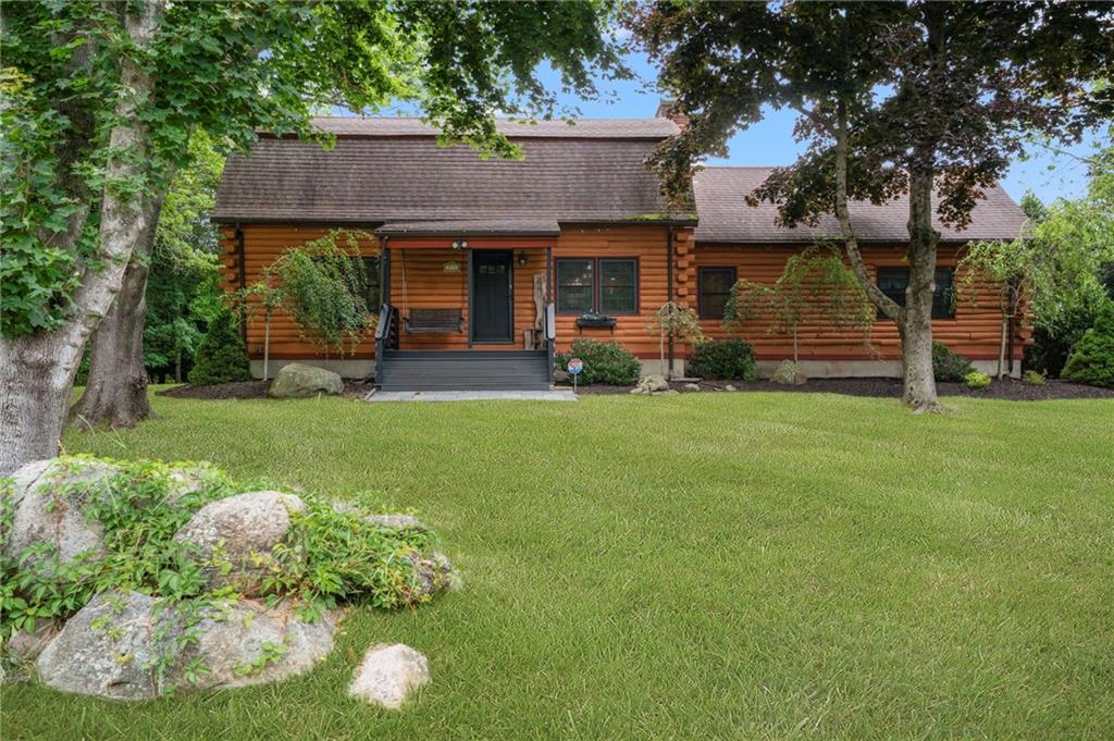 572 Green Hill Beach Road Property Photo 4