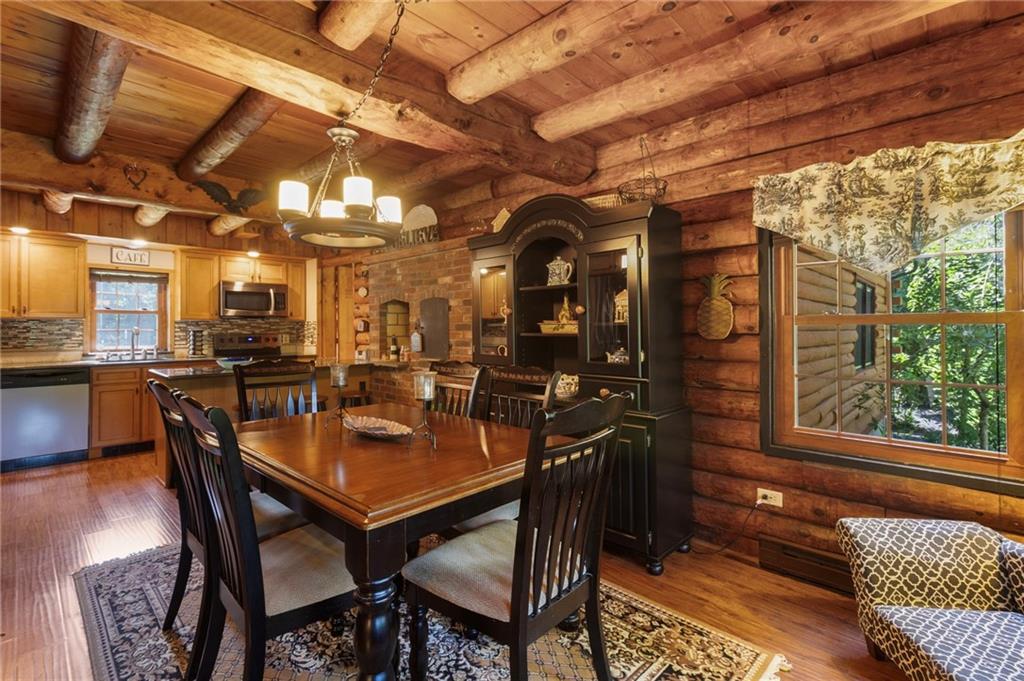 572 Green Hill Beach Road Property Photo 15