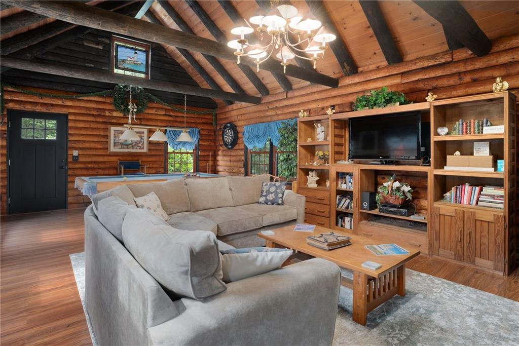 572 Green Hill Beach Road Property Photo 18