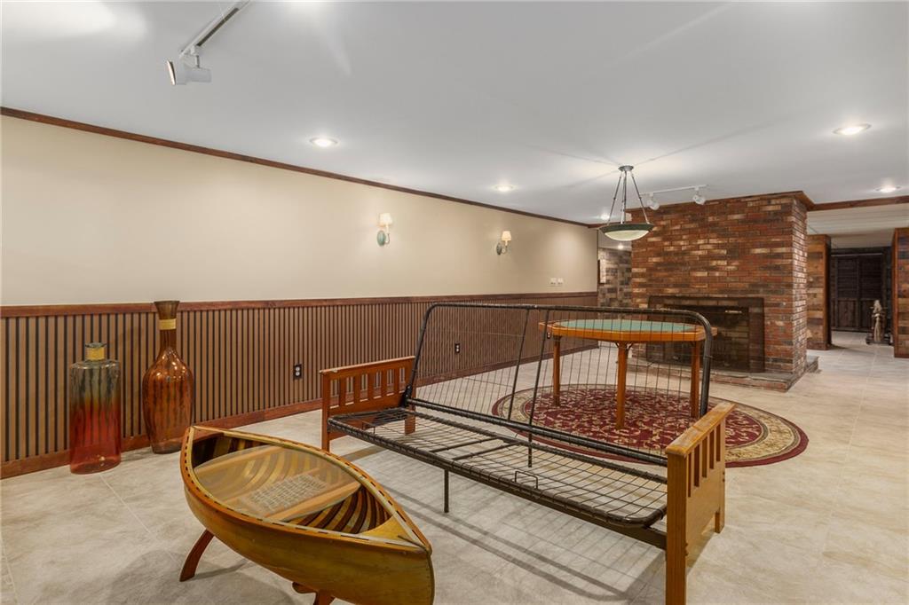 572 Green Hill Beach Road Property Photo 42