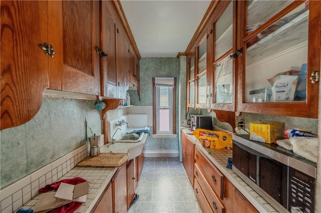 117 Gray Street Property Photo 4
