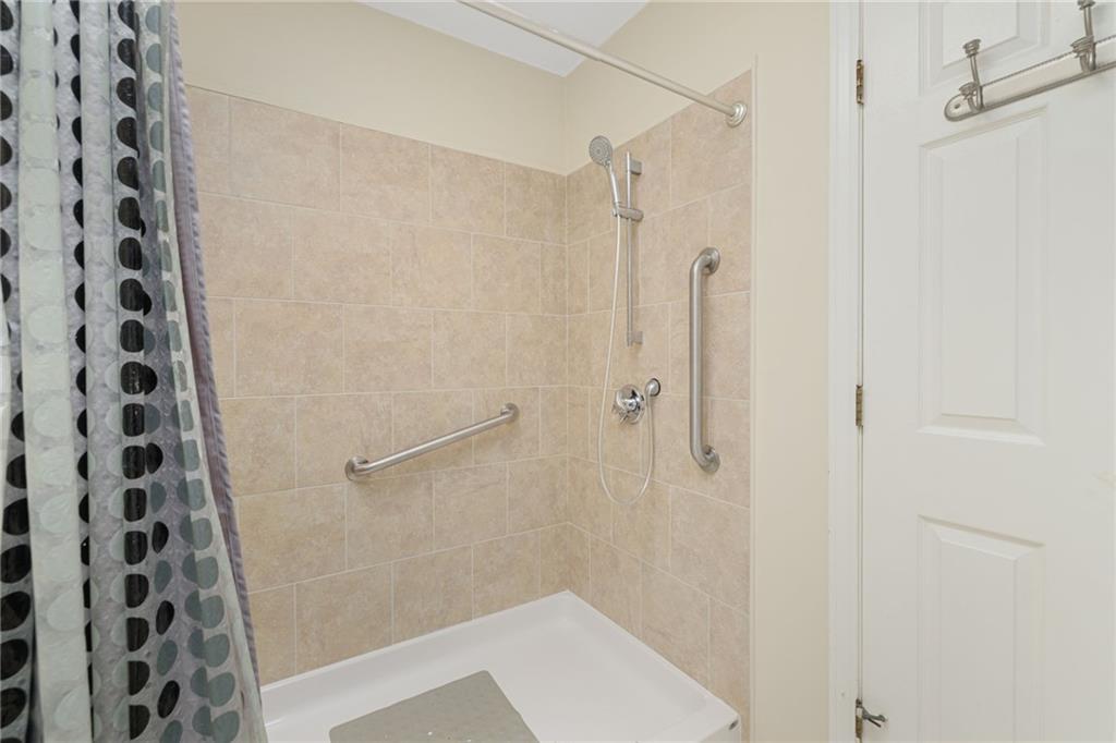 95 Nipmuc Trail Unit B Property Photo 18