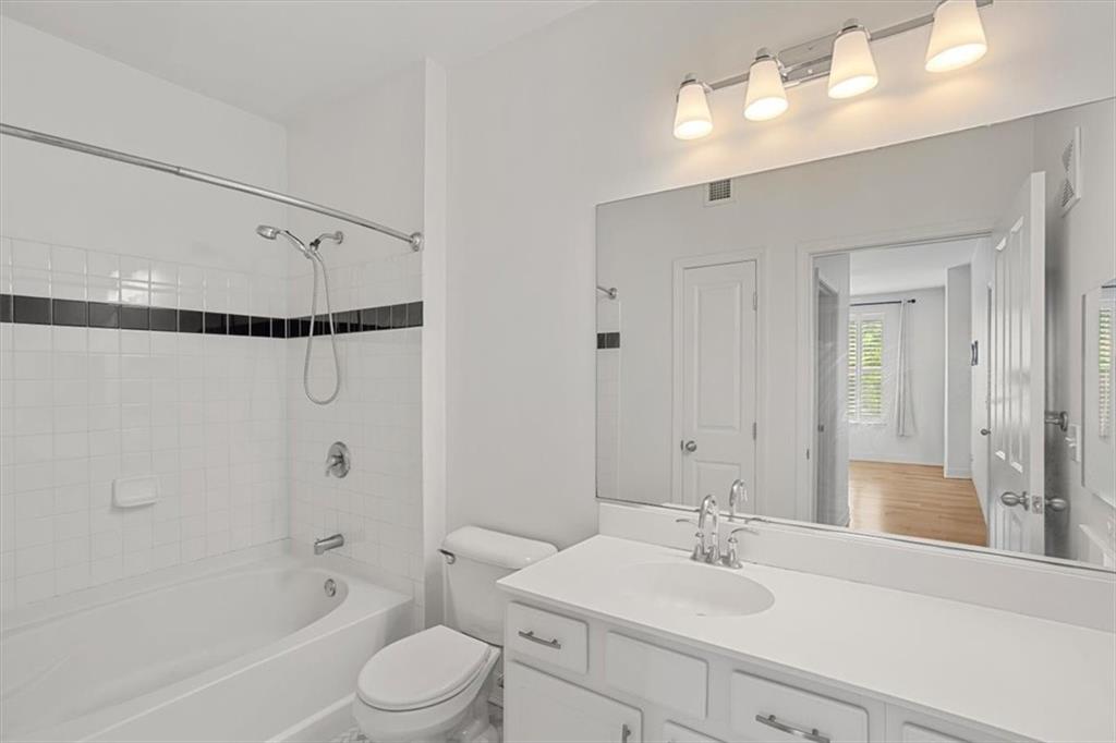1000 Providence Place Unit 114 Property Photo 22