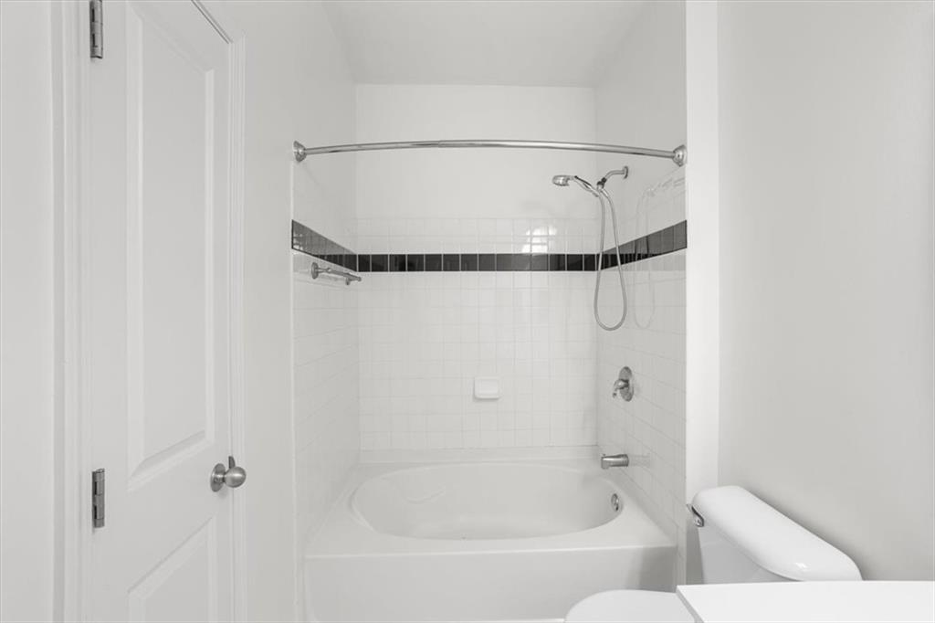 1000 Providence Place Unit 114 Property Photo 30