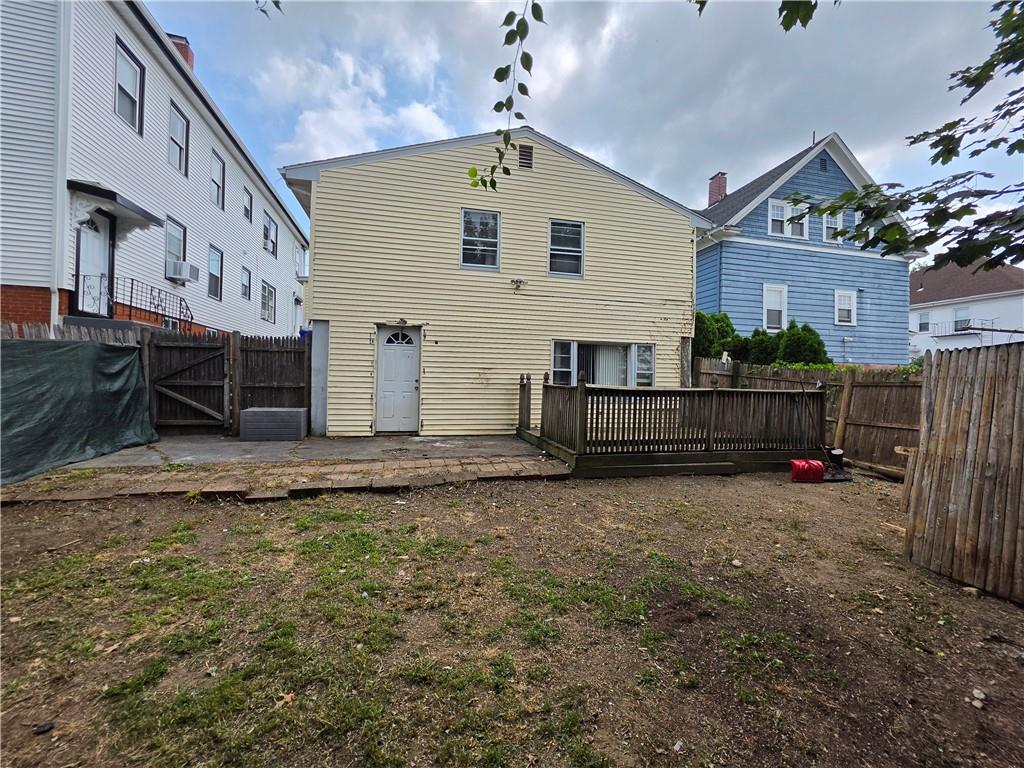 338 Jastram Street Property Photo 5