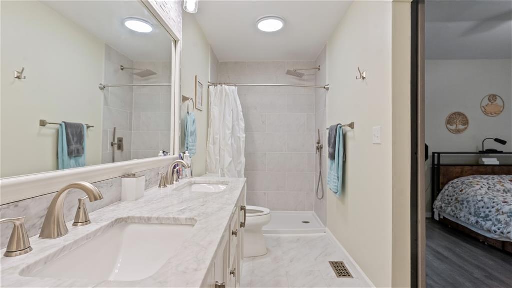 626 Smithfield Road Unit 201 Property Photo 28