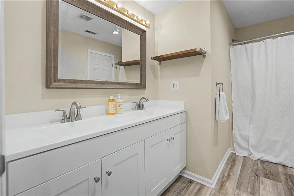 3399 Post Road Unit 14 Property Photo 16