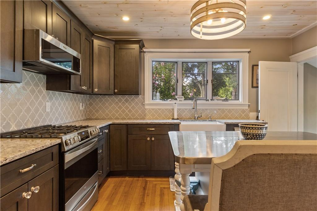 59 Oswald Street Property Photo 5