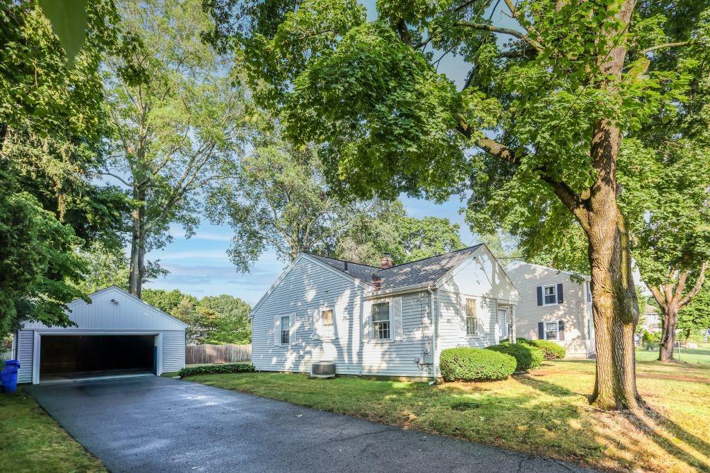 29 Edward Avenue Property Photo 3