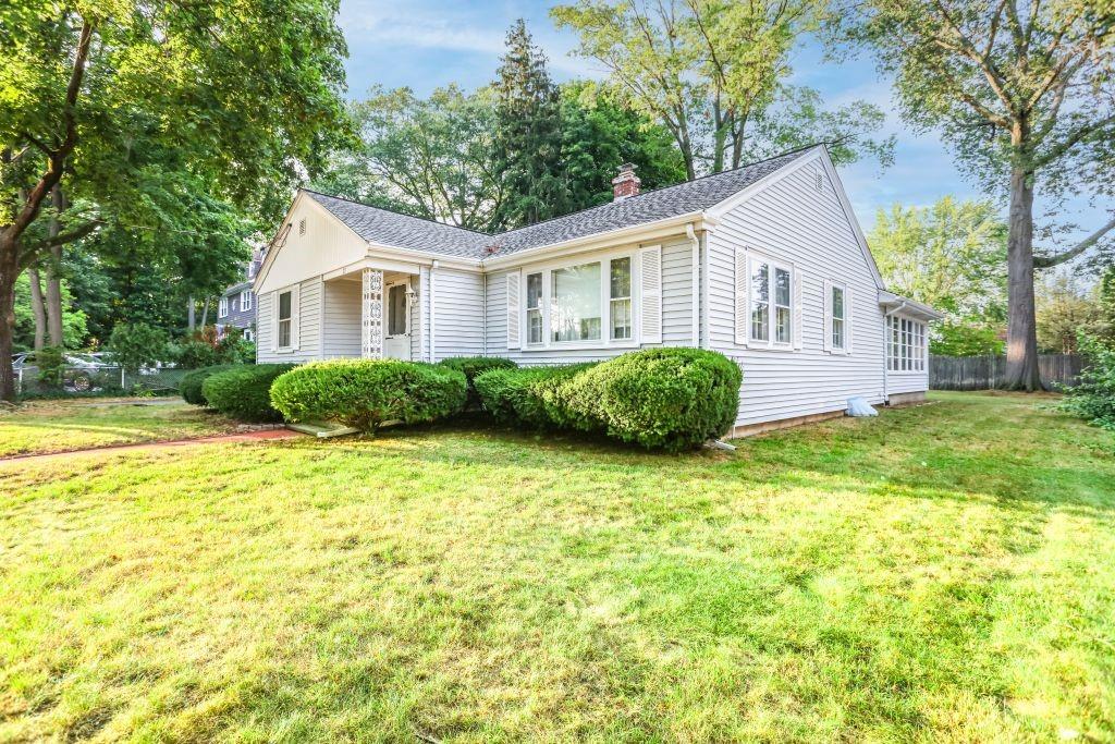 29 Edward Avenue Property Photo 5