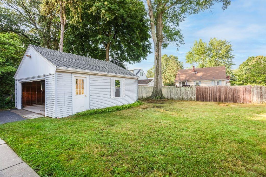 29 Edward Avenue Property Photo 11