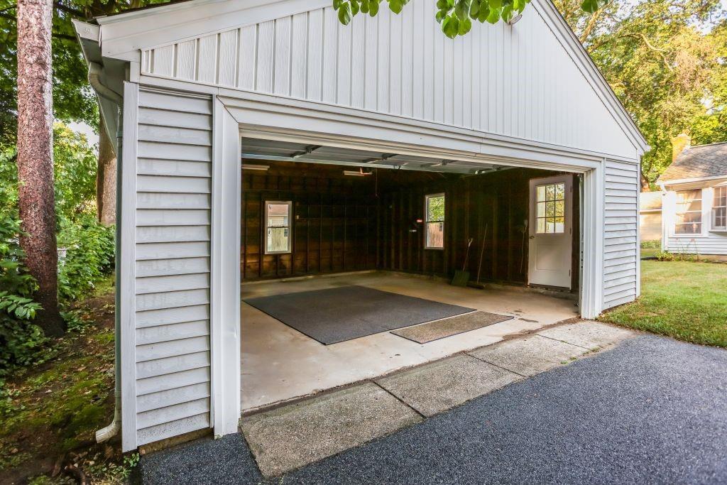 29 Edward Avenue Property Photo 14