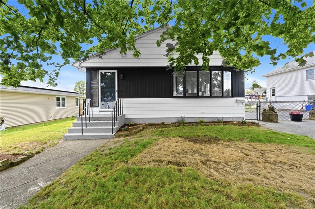 216 Toledo Avenue Property Photo 1