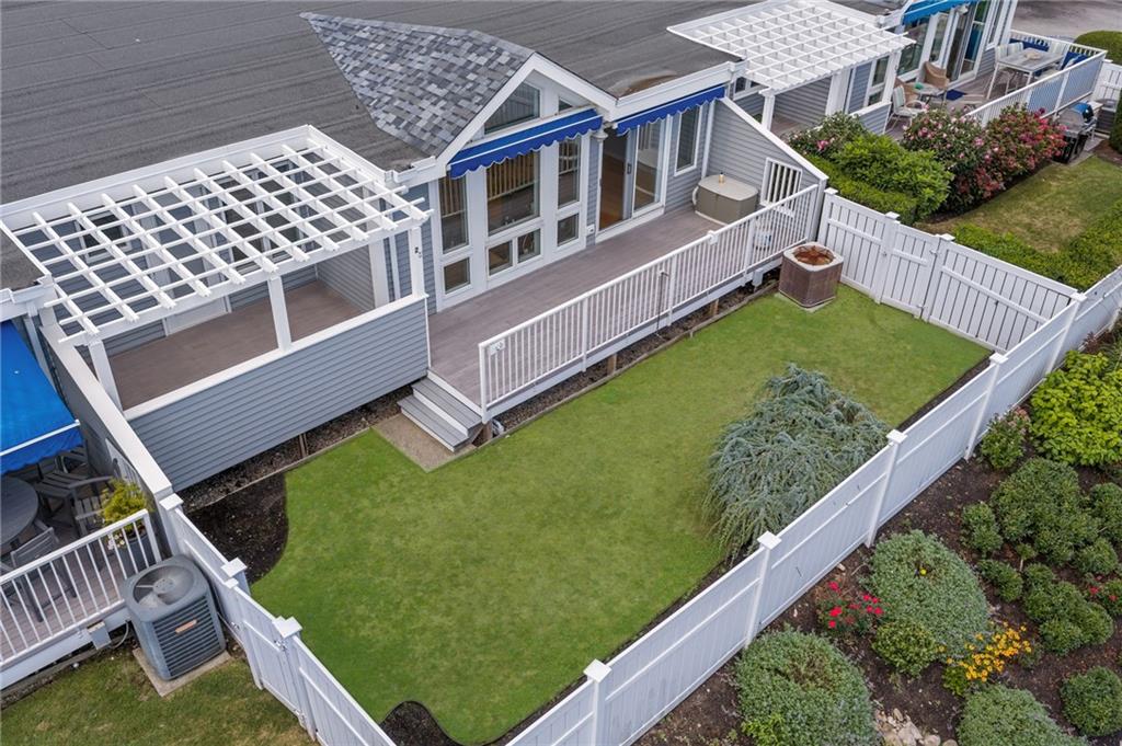 21 Beach Street Property Photo 6