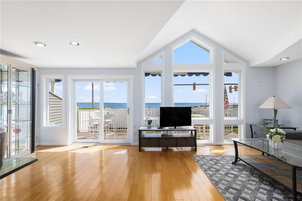 21 Beach Street Property Photo 8