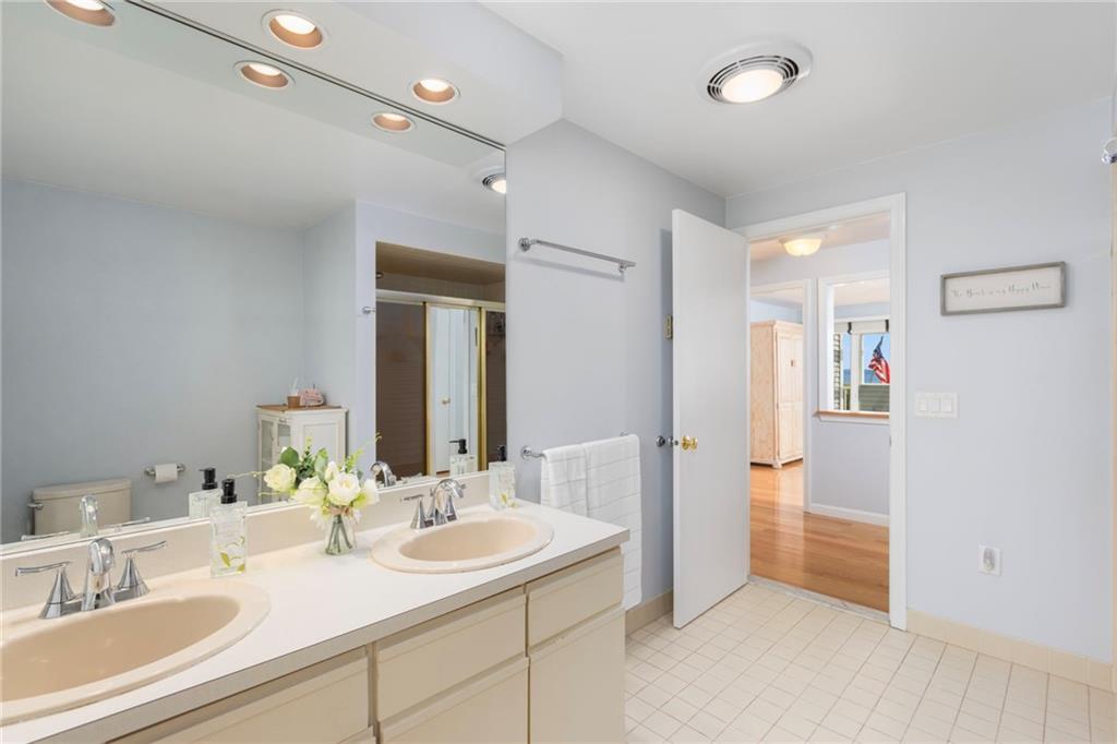 21 Beach Street Property Photo 22