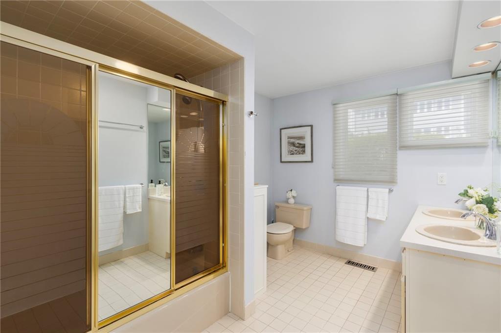 21 Beach Street Property Photo 23