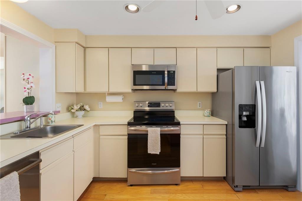 21 Beach Street Property Photo 26