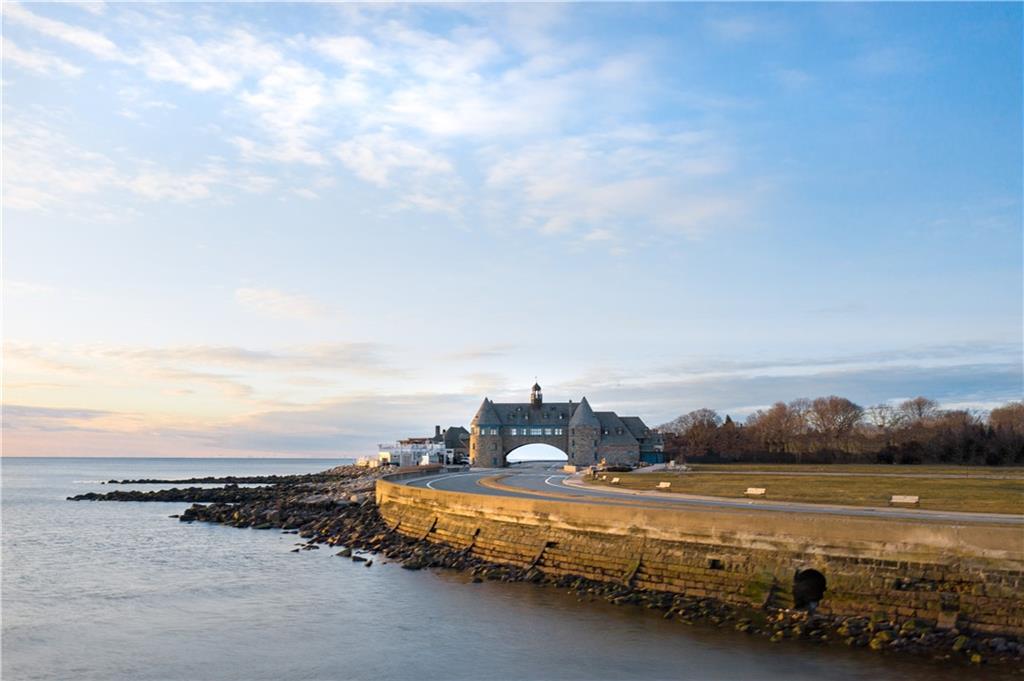 21 Beach Street Property Photo 49