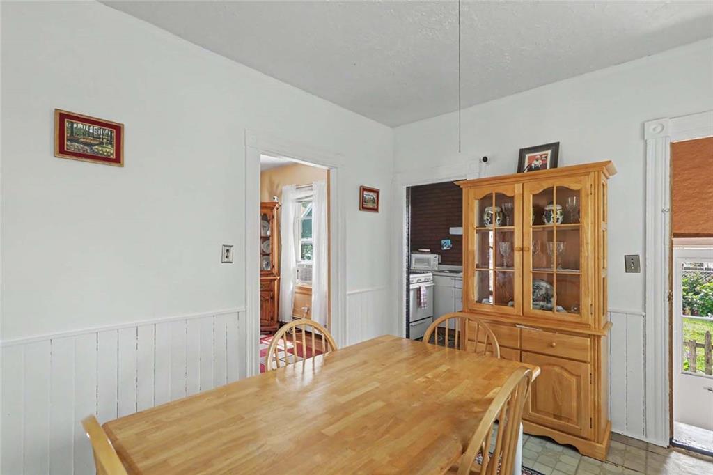 304 Indiana Avenue Property Photo 17