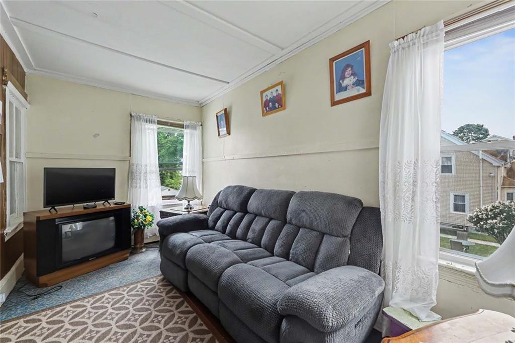 304 Indiana Avenue Property Photo 36