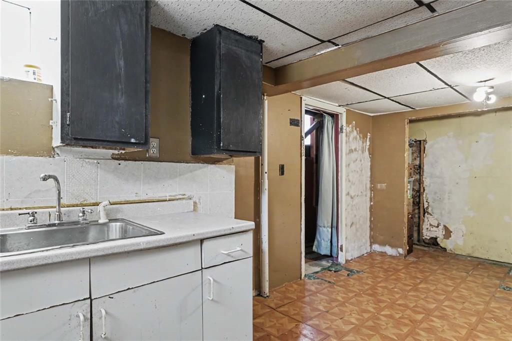 304 Indiana Avenue Property Photo 43